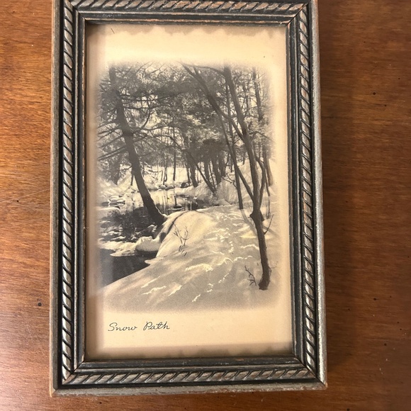 Vintage silver woode frames, 4 1/4 x 6 1/4 inches. - Picture 3 of 6